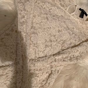 Long sleeved floral lace